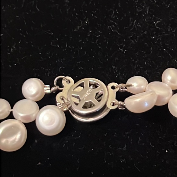 Stunning Button Pearl Woven Necklace three layers - Picture 6 of 6